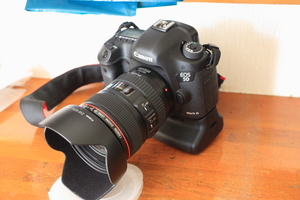 1000円～ EOS 5D MarkⅢ と 24-105mm f/4 L USM と 縦位置グリップ BG-E11