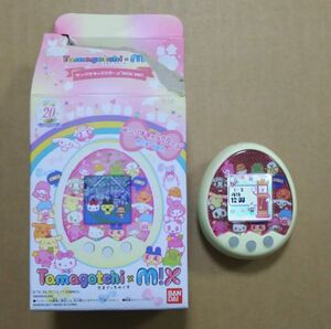 たまごっちみくす Tamagotchi m!x サンリオキャラクターズver イエロー BANDAI バンダイ