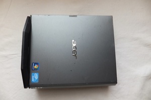  ◎ 業務用途? ◎ Acer Veriton L4610 ～ レガシーインタフェース ～ 