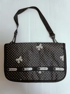 レスポートサック　マルチケース　LeSportsac　ブラック　ドット