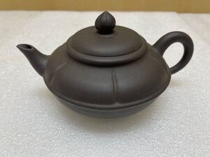 MB0616 中国宜興 在銘あり 【范亜娟制】紫砂 茶壺 煎茶道具 朱泥 急須 現状品 0108