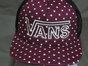 ◇USA購入 アメカジ バンズ【Vans】ロゴ刺繍入り ドット柄 メッシュキャップ 小豆色 x ブラック◇