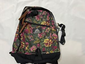 極美品　GREGORY デイパック　ガーデンタペストリー　26L