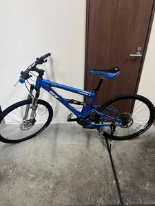 GT i-Drive5 6061アルミフレーム　マウンテンバイク　油圧式ブレーキ　シマノ　室内保管　自転車　MTB ハードテール