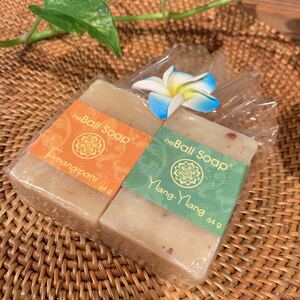 バリソープ　1個64g 2個セット　フランジパニ&イランイラン　Bali Soap 石鹸