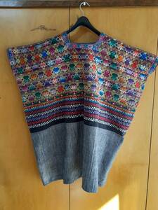 ウイピル　刺繍　グアテマラ織　民族衣裳