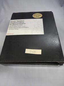 J235#中古　Oracle　Database　Standard Edition for Microsoft Windows 5　Named User Plus database release 2 9.2.0　データベース