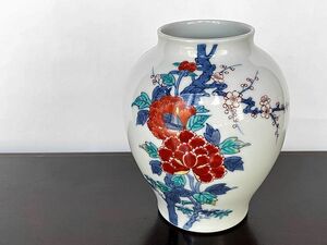 美品 有田焼 人間国宝 今泉今右衛門 錦梅牡丹絵 花瓶 花器 古伊万里 古美術