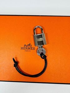 HERMES カデナ シルバー 南京錠 チャーム エルメス シェーヌダンクル アクセサリー ケリー 114番　②