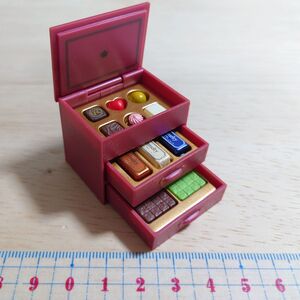 単品 リーメント◆ボックスチョコレート　ミニチュア　　petit chocolaterie◆