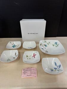 〇 大阪 直接引取可 和泉市 羽曳野市 GIVENCHY ジバンシィ yamaka 花柄 小皿 ボウル セット 箱付き