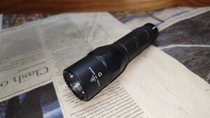 【美品】SUREFIRE G2X-D-BK 15/320ルーメン テールスイッチ欠品 シュアファイア　検(6P