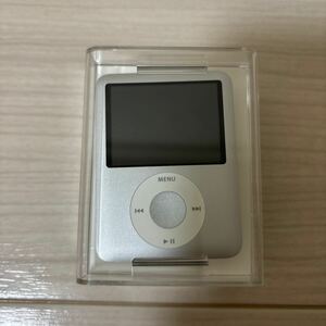 新品 未開封品 Apple iPod nano MA978J/A シルバー (4GB) 購入後、完全未開封のまま冷暗所にて大切に保管しておりました。 