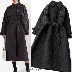 【E4447】PRADA プラダ 2022AW collection《店頭即完売！1番人気商品》ロングシルエット 中綿入りキルティング コート 三角ロゴ