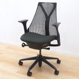 良品★新品肘パッド取付済★ ハーマンミラー Herman Miller セイルチェア オフィスチェア ブラック メッシュ KK13631 中古オフィス家具