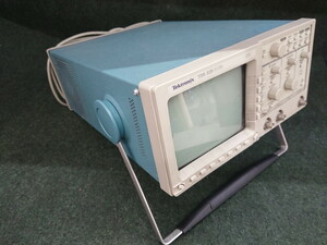 中古 動作不明　Tektronix デジタルオシロスコープ TDS320