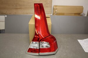 ボルボ V70 T4 右H(BB4164T) 純正 破損無 動作保証 右 テールランプ フィニッシャー付 LED全点灯OK S1 02 3583 p049185