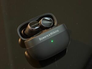 ☆ Bowers & Wilkins Pi8 ワイヤレスイヤホン ☆ 