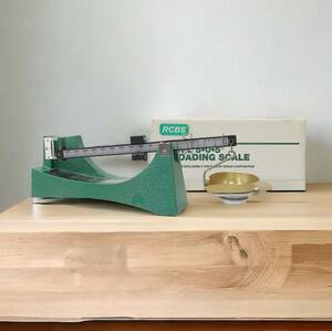 24Y363 1 【美品】 RCBS RELOADING SCALE リローディングスケール 5・0・5 狩猟 火薬 計量 中古品