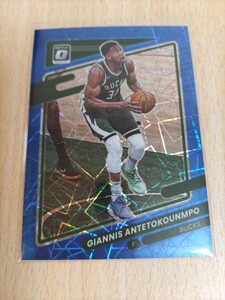 〇21-22 Donruss Optic Blue Velocity G.Antetokounmpo アデトクンボ 31