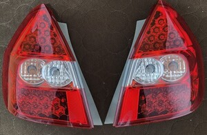 M17　GD1　ホンダ　フィット　 前期　 社外品　 LED　 テールランプ　左右セット！！ma2412 qqq