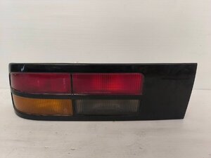 美品【店頭引取歓迎】希少 マツダ サバンナ RX-7 FC3S 前期　テールライト　左側　テールレンズ 2F