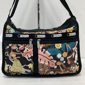 □47−2582 LeSportsac レスポートサック レディース ショルダーバッグ 斜めがけバッグ ハワイ限定 レア 黒 ブラック カジュアル 花柄 フラ