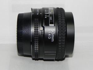 **中古品　Nikon AF Nikkor 50mm/1.4 Dレンズ(日本製)*