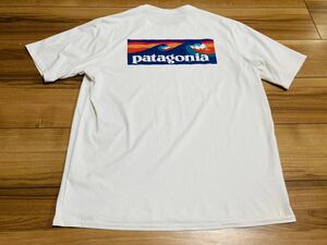 patagonia パタゴニア　p6 キャプリーンクールデェリー　ラッシュガード　半袖Tシャツ ポリエステルtシャツ ２０２０年製　Ｍサイズ