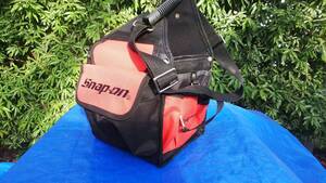 スナップオン Snap-on 工具バッグ 新品未使用 ですが長期ガレージ保管に付き汚れ＆埃有