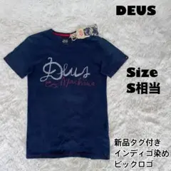 新品タグ付✨DEUS インディゴ染　Tシャツ ロゴプリント　ビックロゴ