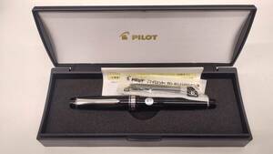 #14180 未使用品 PILOT パイロット CUSTOM HERITAGE912 カスタムヘリテイジ912 万年筆 ペン先 14K-585 中字 M