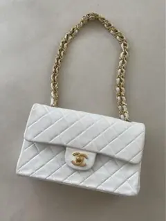 CHANEL マトラッセ23 白 ダブルフラップ