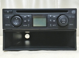 日産純正 AM FM ラジオ E11ノート用ステー付 PY24D 収納BOX付 2DIN 180mm CD読取ジャンク