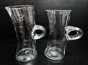 グラスマグ ペア 2客 オシャレ 酒器 洋食器 ビアグラス ビールグラス いびつ 変形 ハンドクラフト ガラス工芸 高さ17.2㎝～18㎝ 