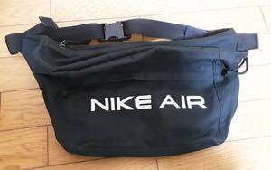 ナイキAIRウエストバック10L