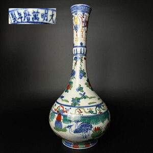 コレクター買取品　中国古玩　大明萬暦年製　五彩　粉彩　色絵　花鳥　壷　花瓶　高さ：約31㎝