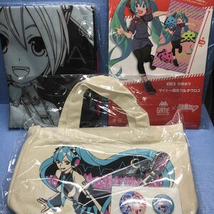 初音ミク　グッズセットA Happyくじ2013 トートバッグ（缶バッジ2個付）　タイトー限定マルチクロス　どこでもランドリーバック　全未開封