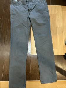 GAP　チノパン　色グレー　サイズ81X81 32X32 美品