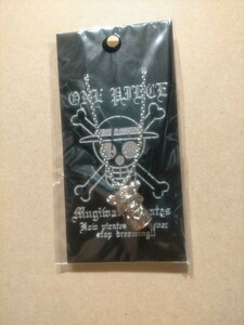 送料無料　ONE PIECE　アクセサリー　 樽入りチョッパー ネックレス　 ワンピース