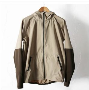 【新品】ラントリップ　オリジナル ランニング ジャケット 第3弾　THE RUNNING JACKET by Runtrip 3rd　マラソン　みゃこ　岡田拓海