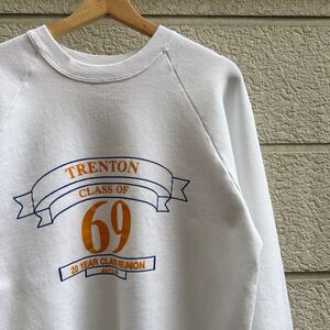 80s USA製 白 プリント スウェットシャツ トレーナー FRUIT OF THE LOOM フルーツオブザルーム 69 アメリカ製 古着 vintage ヴィンテージ