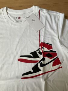 新品 Mサイズ Nike Air Jordan Tシャツ AJ1 ジョーダン　白　つま黒