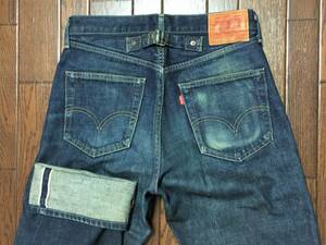 リーバイス ＬＥＶＩ’Ｓ ７０２ ＸＸ ｗ３１ ひげ落ち ビンテージ レプリカ ひげ落ち ジーンズ バックルバック 赤耳 復刻 デニム ハチノス