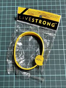 LIVE STRONG リブストロング　リストバンド　美品　