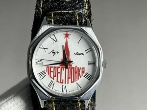 51121▽腕時計 ヴィンテージ ペレストロイカ クオーツ ソビエト 稼働品