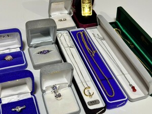 ネックレス 指輪 まとめ 整理品 遺品整理 ヴィンテージ アクセサリー ネックレスチェーン リング 大量