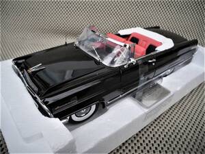 ◎プラチナ◆1/18★1956リンカーンプレミアオープン：黒：箱の左面不足。◎精密モデル・新品 #4642