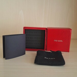 ◆美品◆PRADA◆プラダ◆赤◆空き箱◆ミニ保存袋つき◆