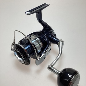 §§ SHIMANO シマノ 釣り用品 リール スピニングリール 21ツインパワーSW 6000HG 04225 目立った傷や汚れなし